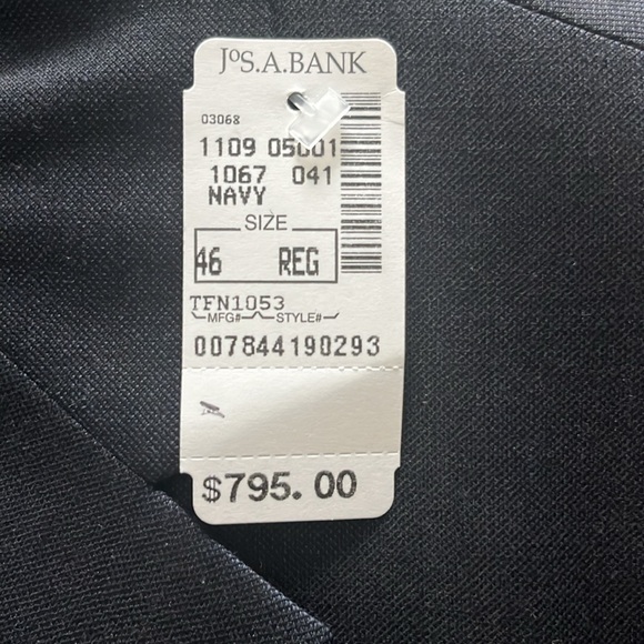 Jos. A. Bank Suit - Traveler’s Collection - Tailored fit- Natural Stretch - Picture 8 of 14